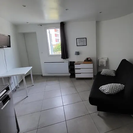 Les Merles A Apartmán