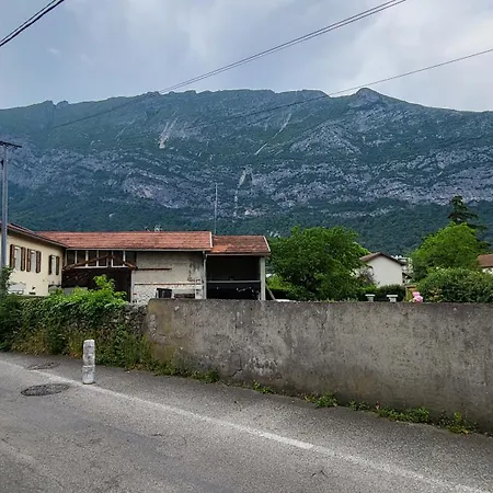 Les Merles A Apartment